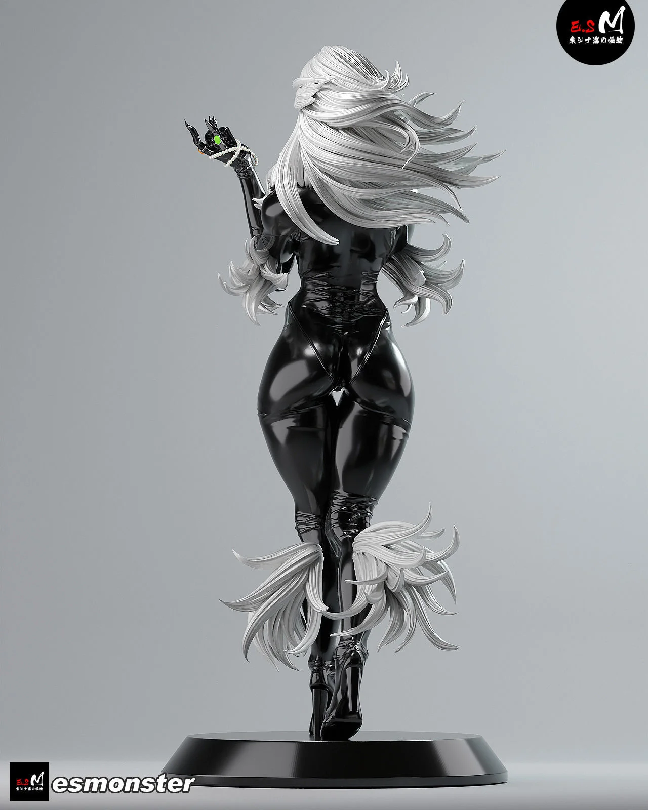 Felicia The Thief Statue - Image 4