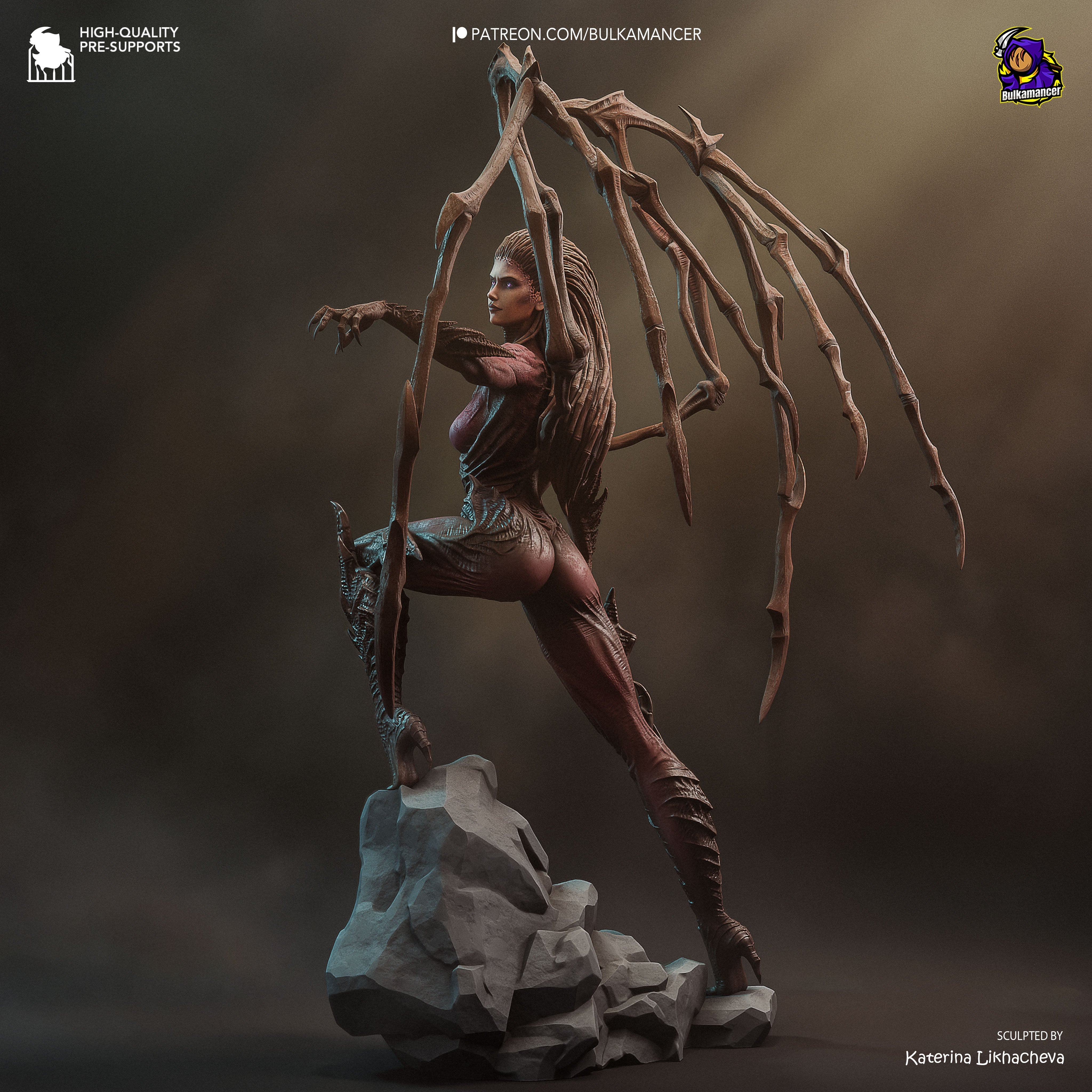 Queen of Blades Statue - Image 4