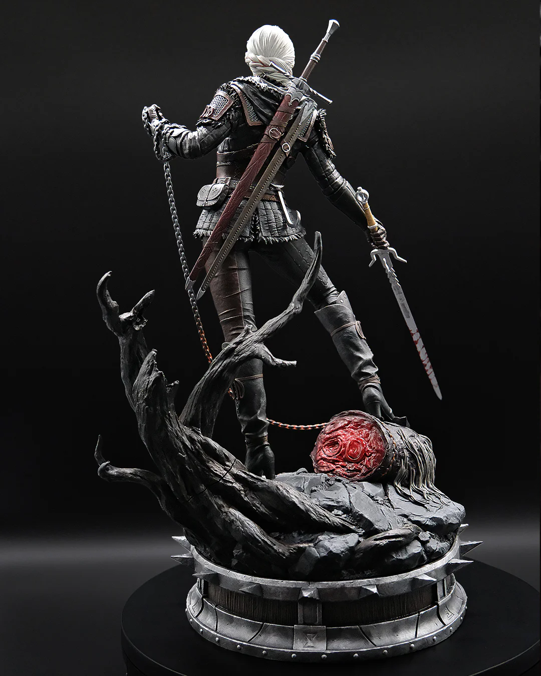 The Child of Prophecy Statue - Image 9