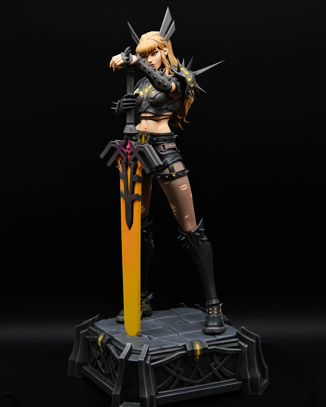 The Demon Queen Statue - Image 3