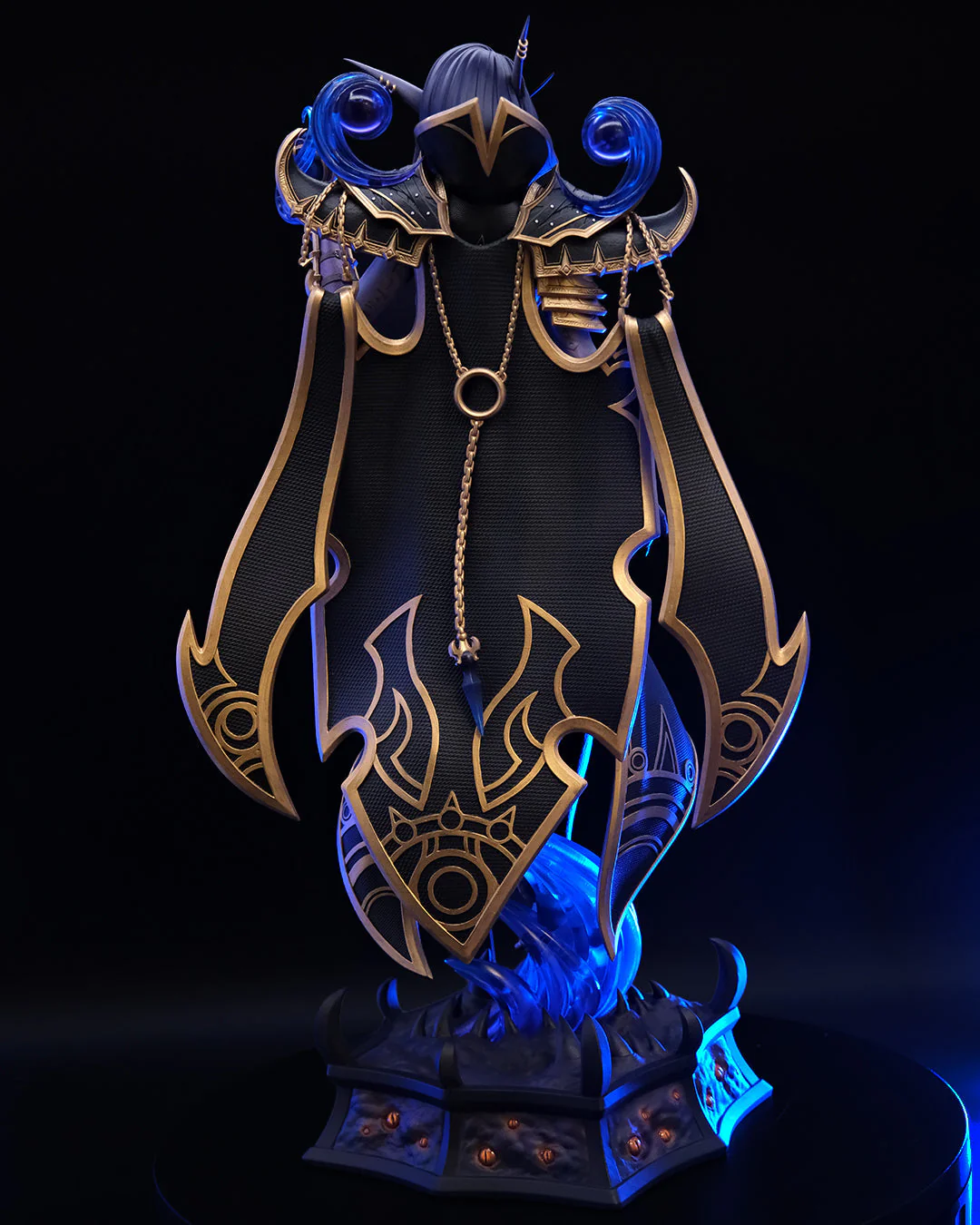 The Void Empress Statue - Image 11