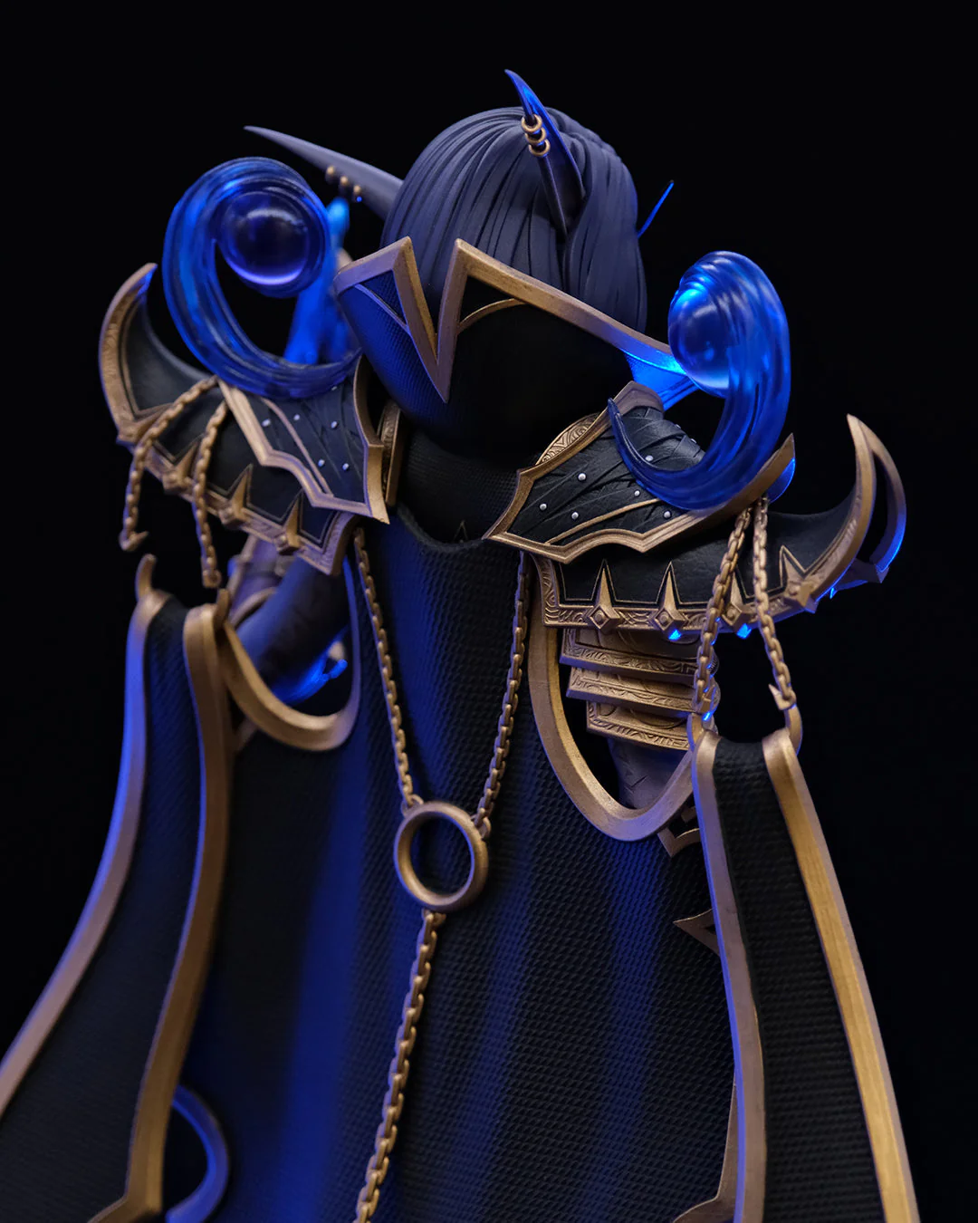 The Void Empress Statue - Image 13