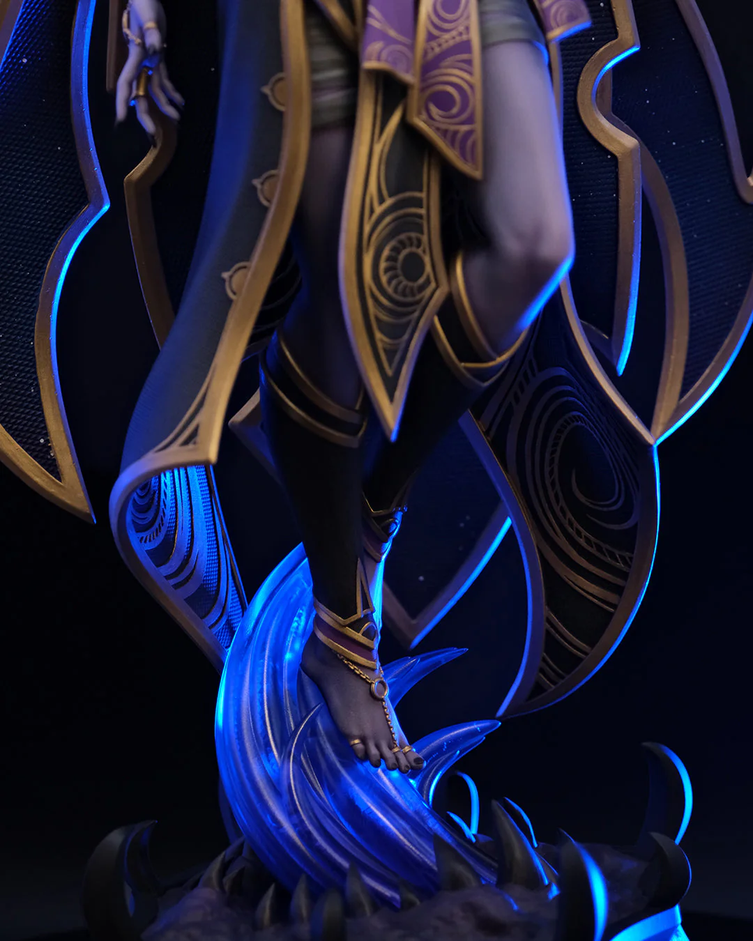 The Void Empress Statue - Image 8
